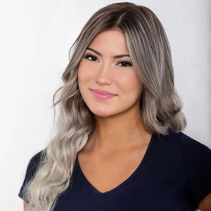 Meet your Posher, Isabella